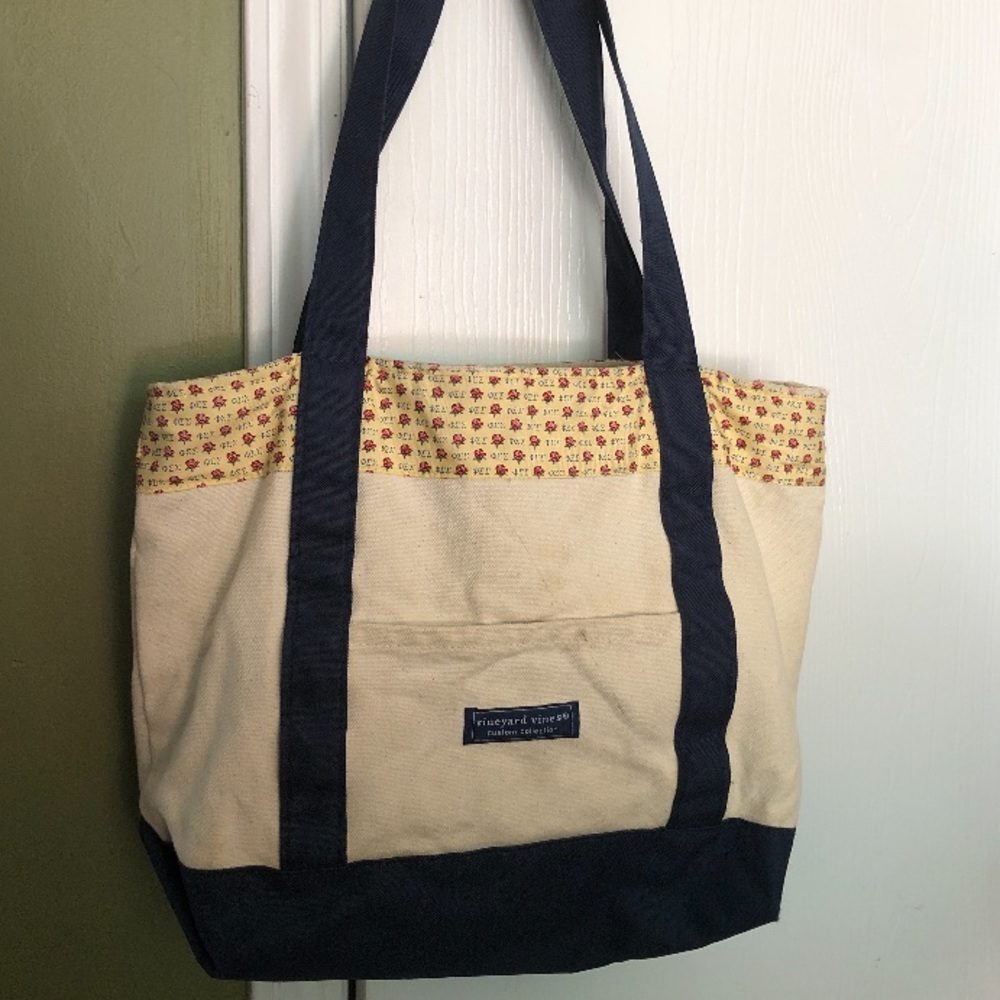 COPY - Phi Sigma Sigma Vineyard Vines Tote